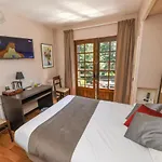 Hotel Logis La Chaumiere Saint-Laurent-sur-Sevre