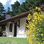 Logis La Chaumiere Hotel 3*