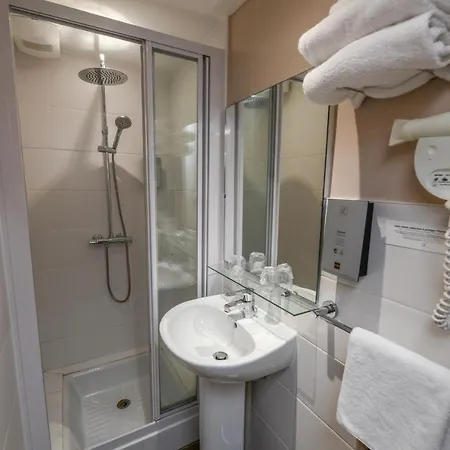 La Chaumière 3*