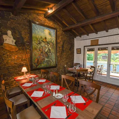 Отель Logis La Chaumiere