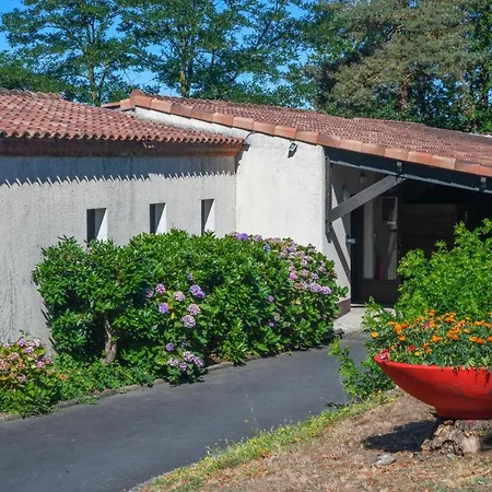 Logis La Chaumiere Saint-Laurent-sur-Sèvre