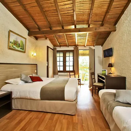 Hotel Logis La Chaumiere Saint-Laurent-sur-Sèvre