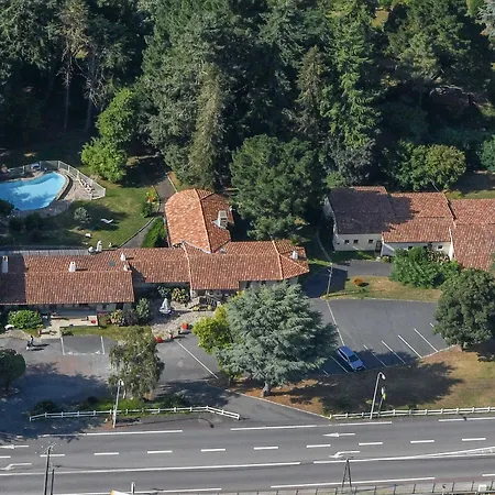 Hotel Logis La Chaumiere Saint-Laurent-sur-Sèvre