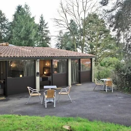 Logis La Chaumiere 3*