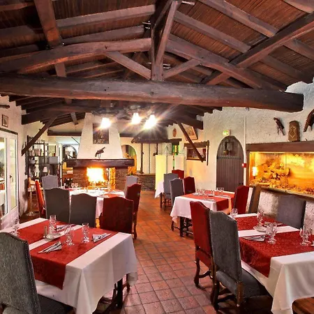 La Chaumière 3*