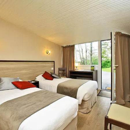 Hotel Logis La Chaumiere Saint-Laurent-sur-Sèvre