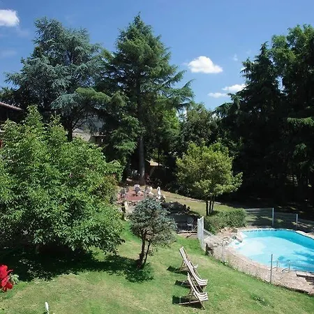 La Chaumière 3*