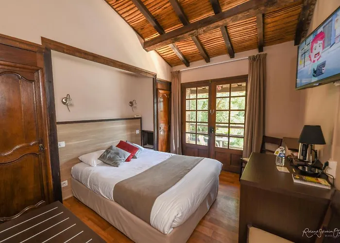 Hotel Logis La Chaumiere