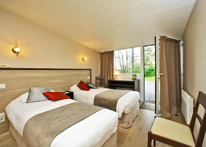 Hotel Logis La Chaumiere Saint-Laurent-sur-Sèvre